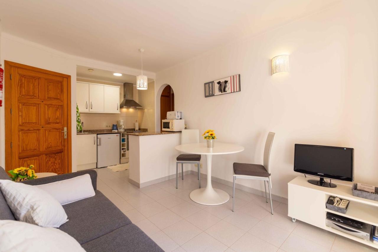 Codonyer B Apartment *